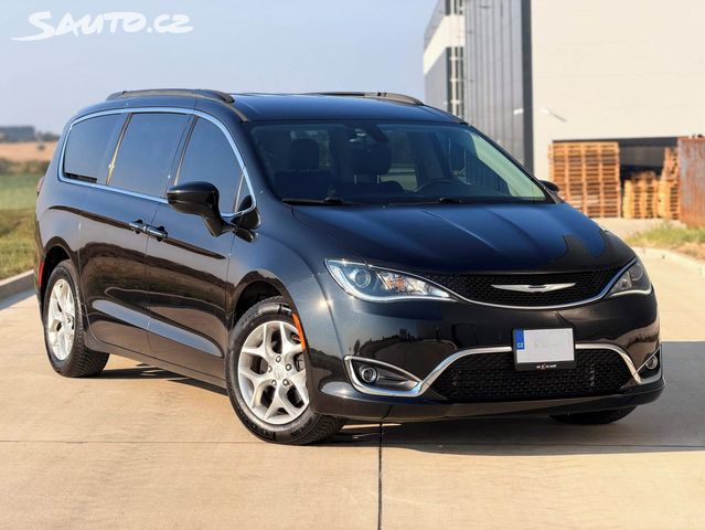 Chrysler Pacifica